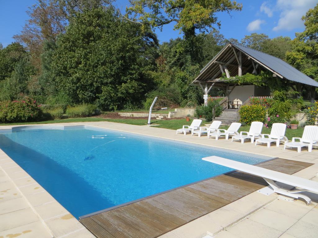 Chateau De Salvert - 4 Gites - 32 Personnes Neuillé Pokoj fotografie